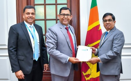 Rebuild Sri Lanka நிதியத்திற்கு HNB வழங்கிய ரூ.100 மில்லியன் பங்களிப்பு